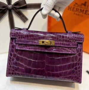 Hermès Mini Kelly Bag in Purple
